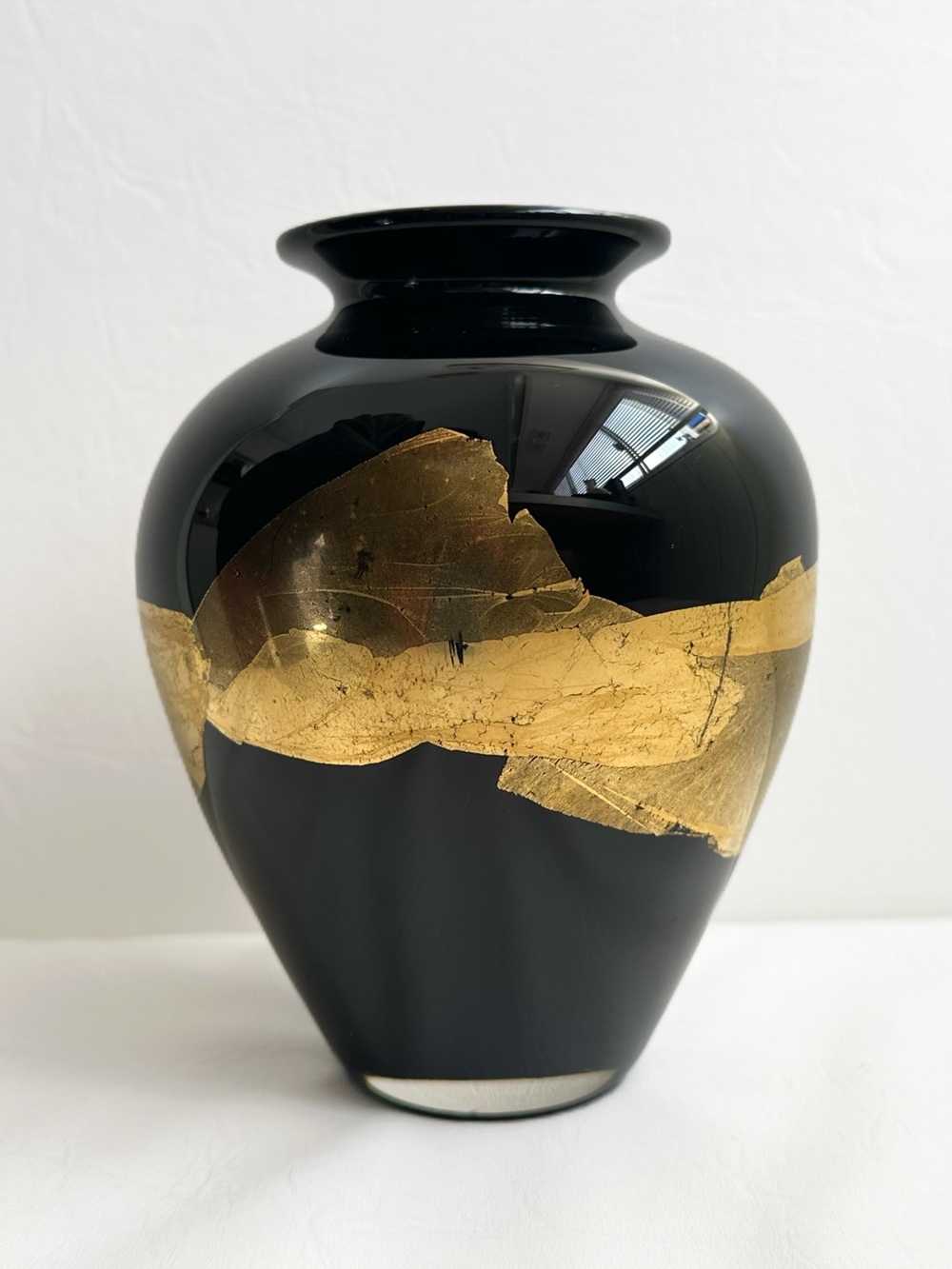 Vintage 1994 Vitrix Hot Glass Studio Black & 24k Gold Foil Teardrop Bud Vase